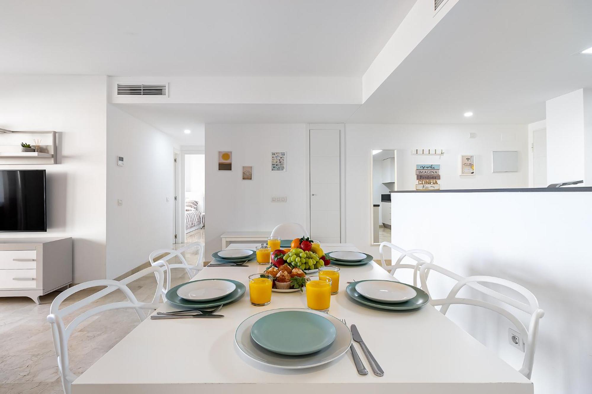New With Sea View And Pool Apartament