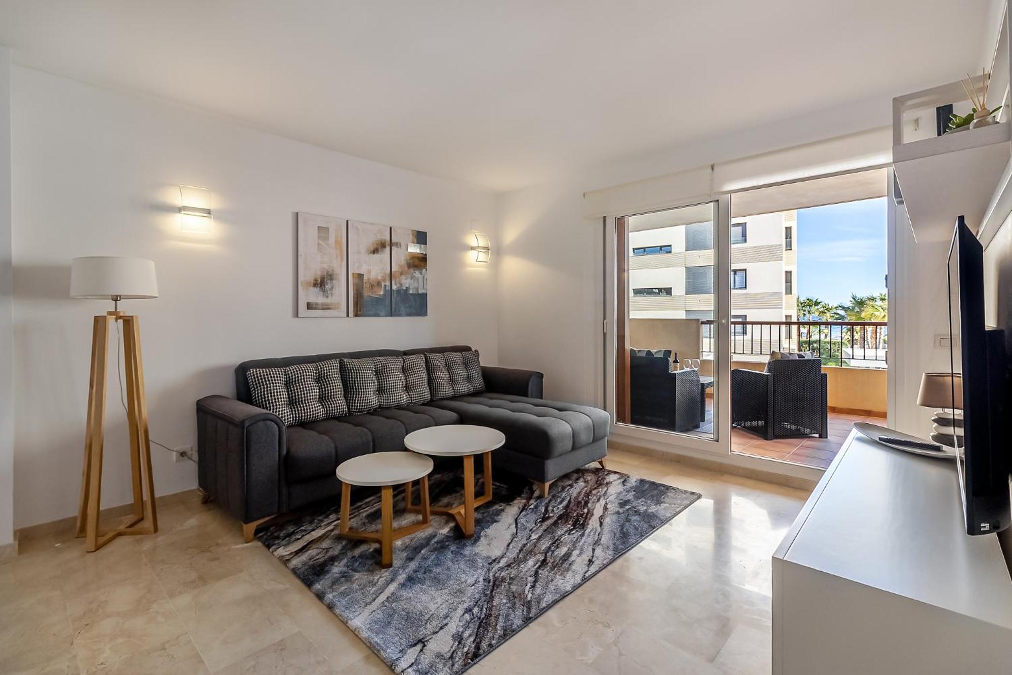 Apartment New With Sea View And Pool Torrevieja