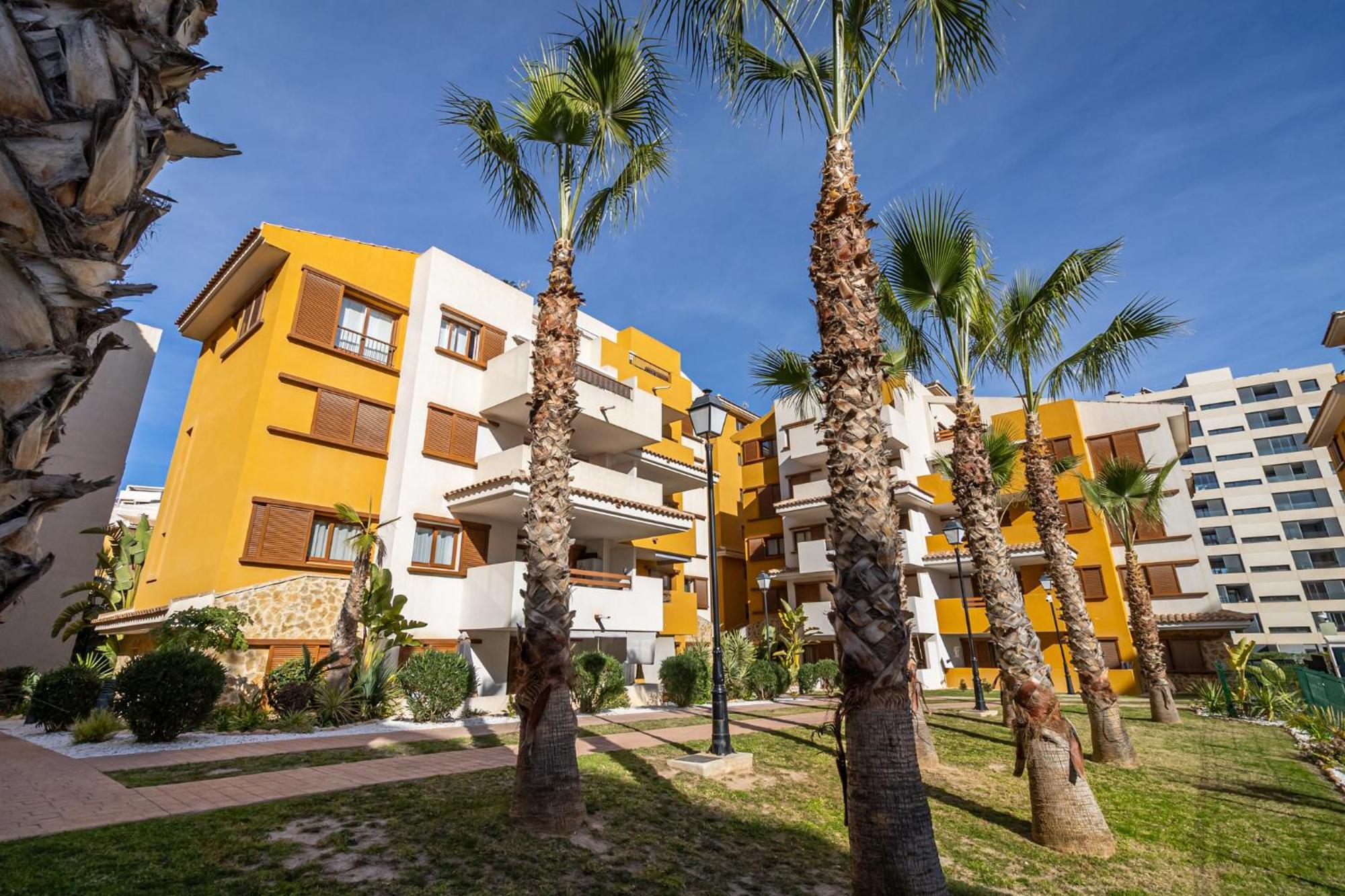 New With Sea View And Pool Apartment